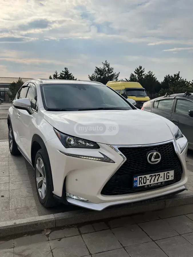 Lexus NX 200