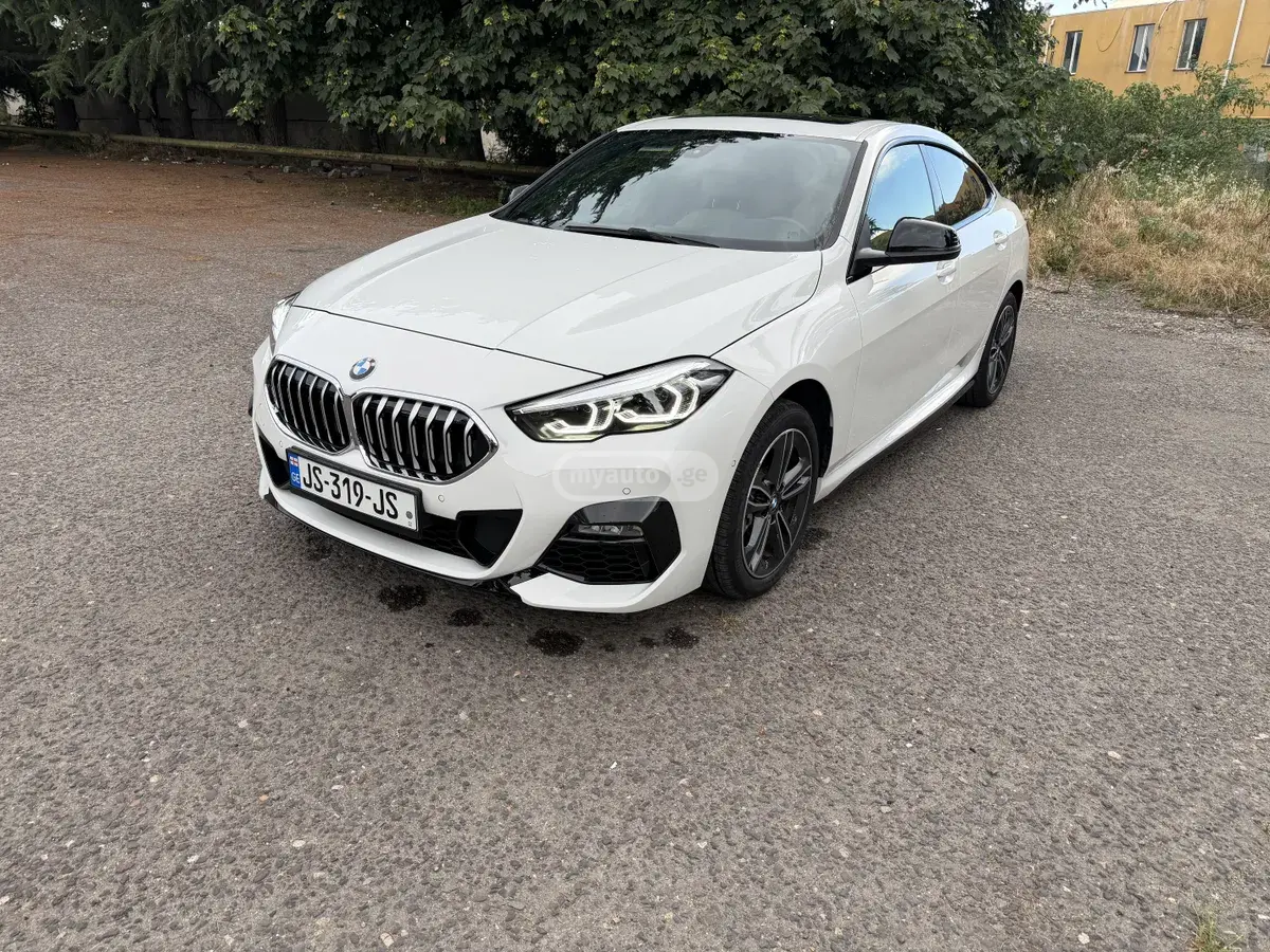 BMW 228