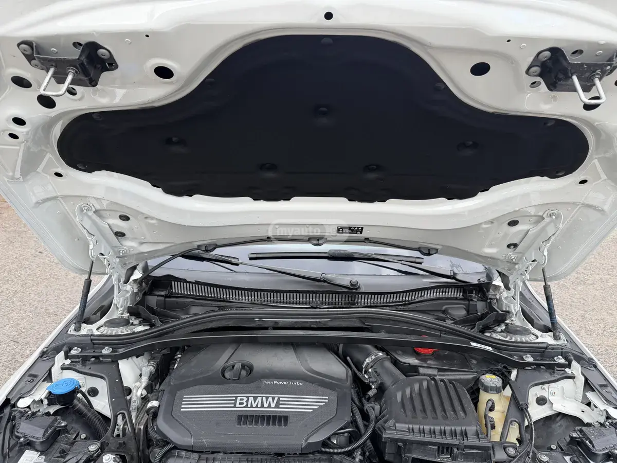 BMW 228 2021 — photo 2