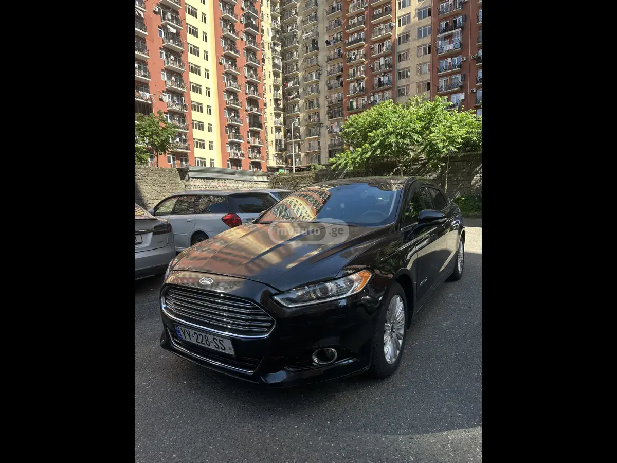Ford Fusion 2016 — photo 2