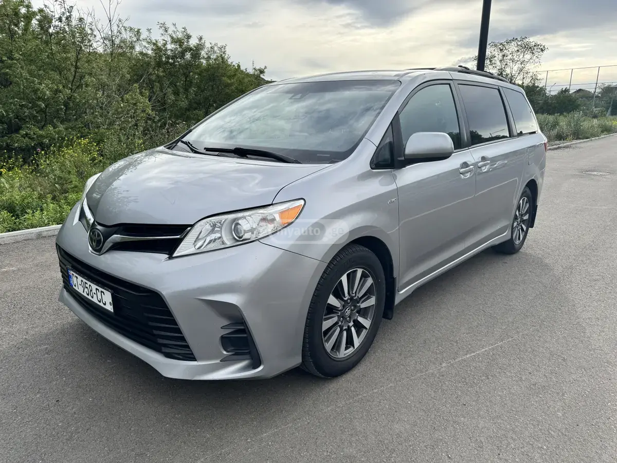 Toyota Sienna