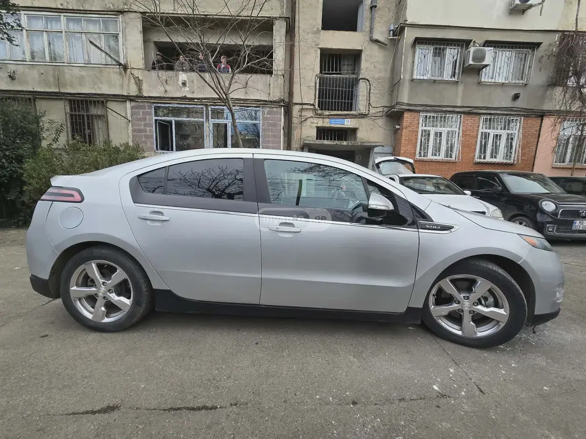 Chevrolet Volt 2012 — photo 2