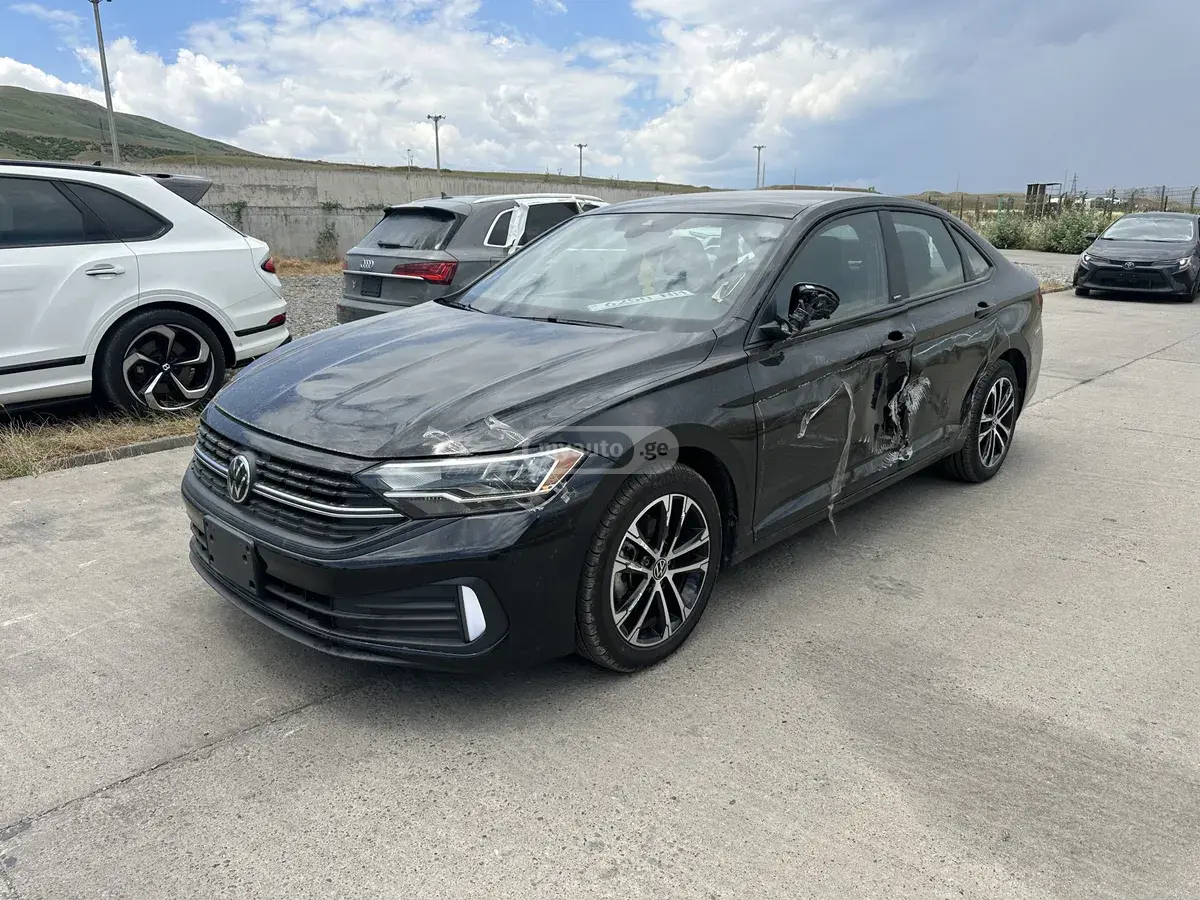 Volkswagen Jetta 2024 — photo 2