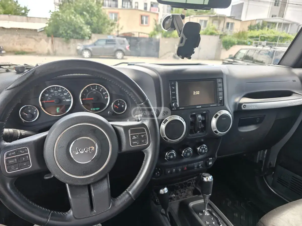 Jeep Wrangler 2017 — photo 2