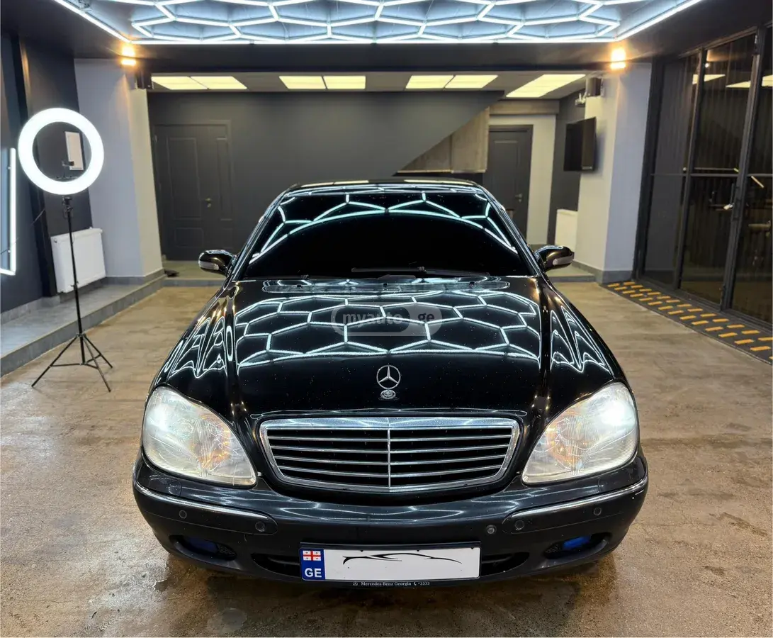 Mercedes-Benz S 600