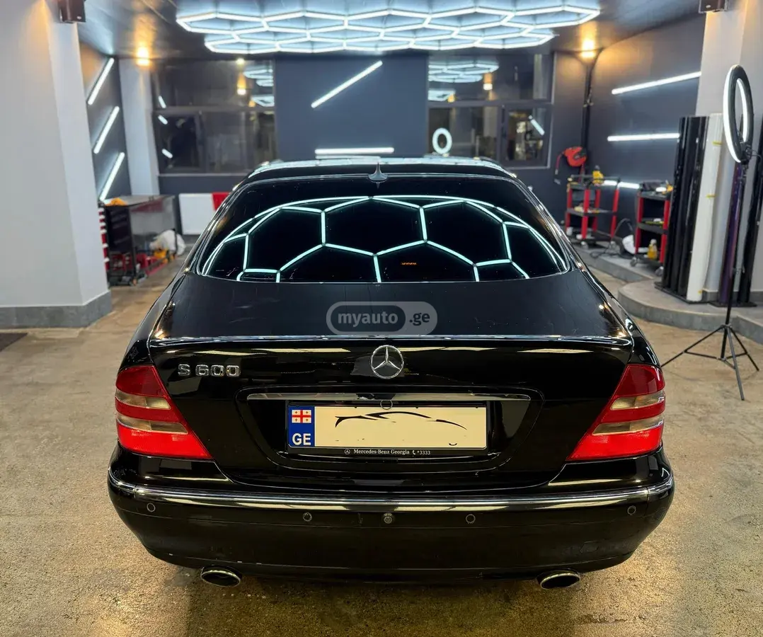 Mercedes-Benz S 600 2002 — photo 2