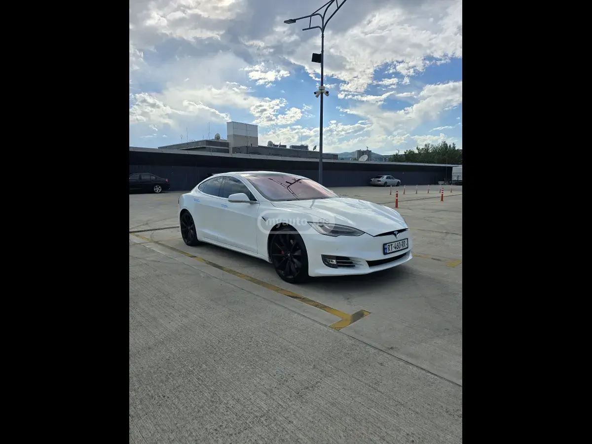 Tesla Model S 2017 — photo 2