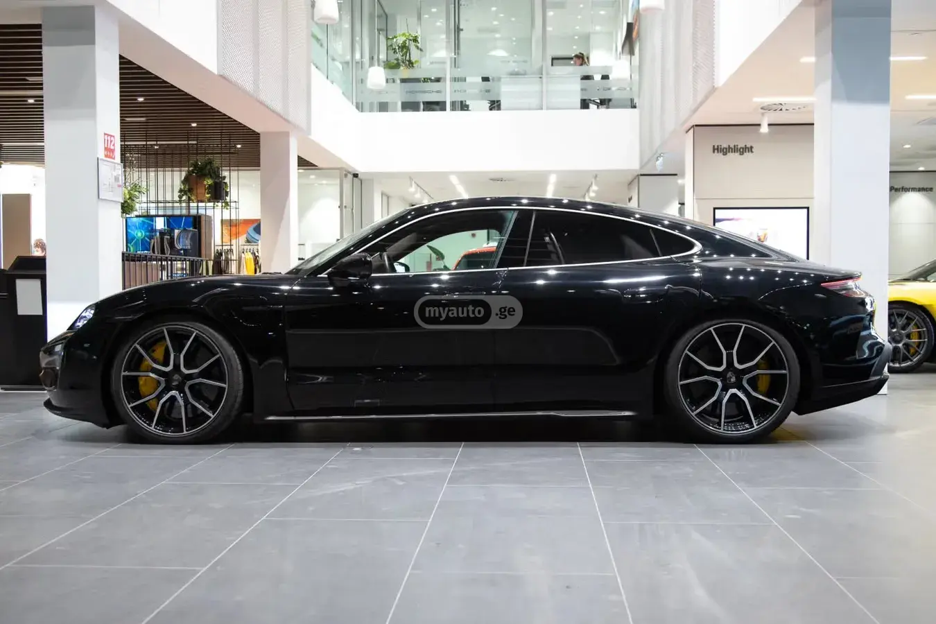 Porsche Taycan Turbo S 2024 — photo 2