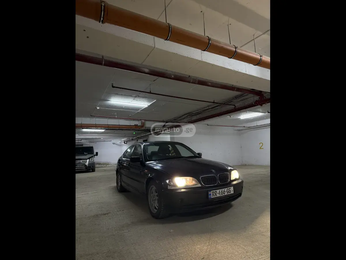 BMW 320