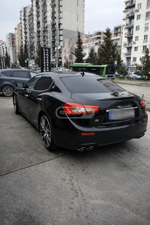 Maserati Ghibli