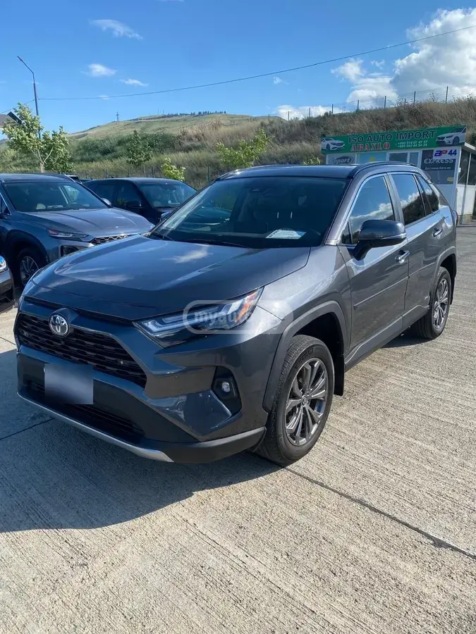 Toyota RAV4 2022 — photo 2