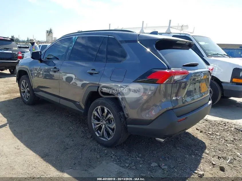 Toyota RAV4 2024 — photo 2