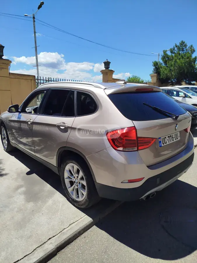 BMW X1