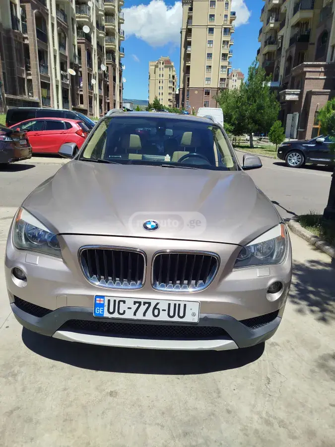 BMW X1 2014 — photo 2