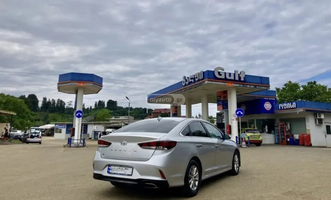 Hyundai Sonata 2018 — photo 2
