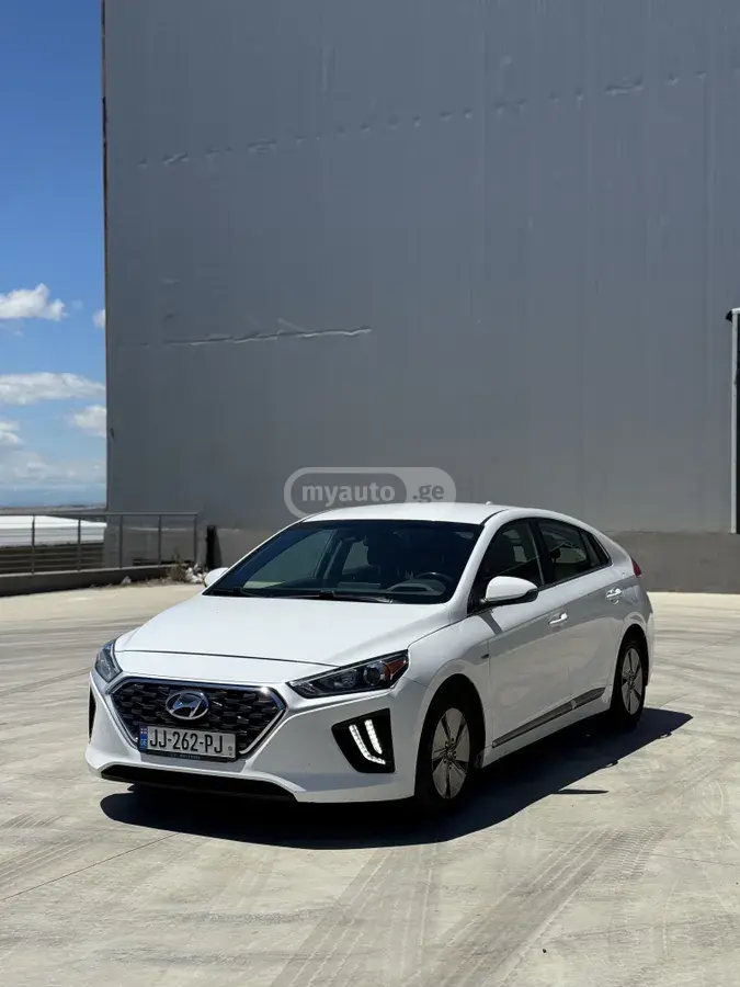 Hyundai Ioniq