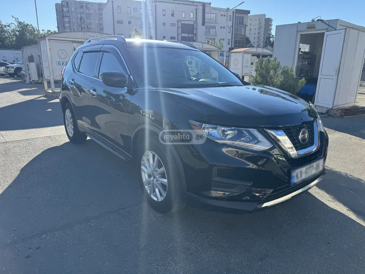 Nissan Rogue 2018 — photo 2