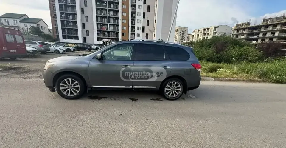 Nissan Pathfinder
