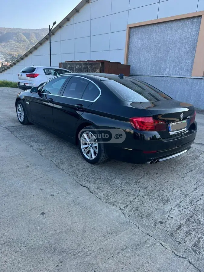 BMW 525
