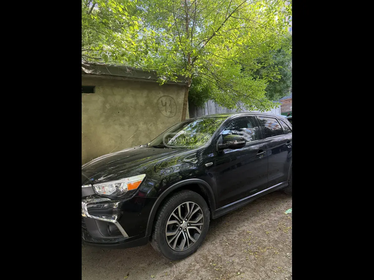 Mitsubishi Outlander Sport 2016 — photo 2