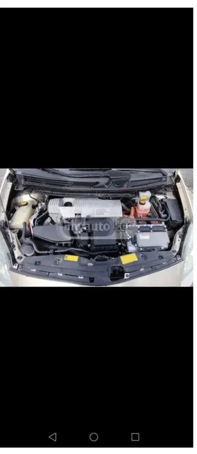 Toyota Prius 2011 — photo 2