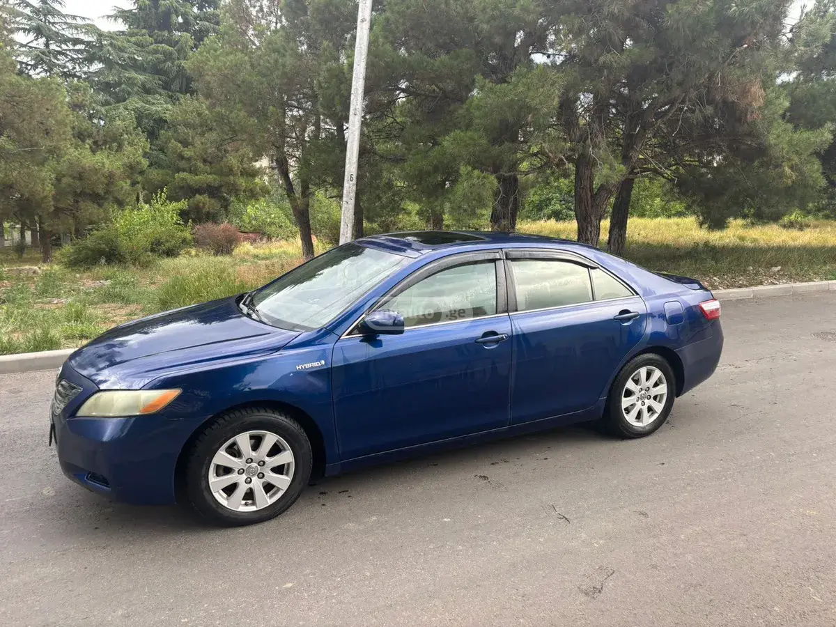 Toyota Camry 2009 — photo 2