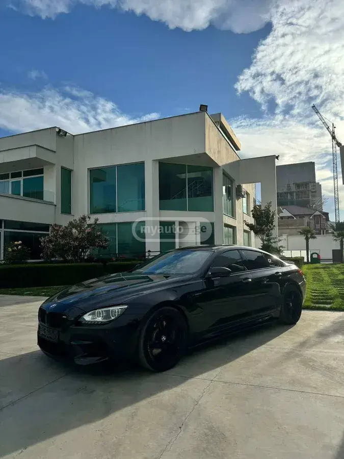 BMW M6 2014 — photo 2