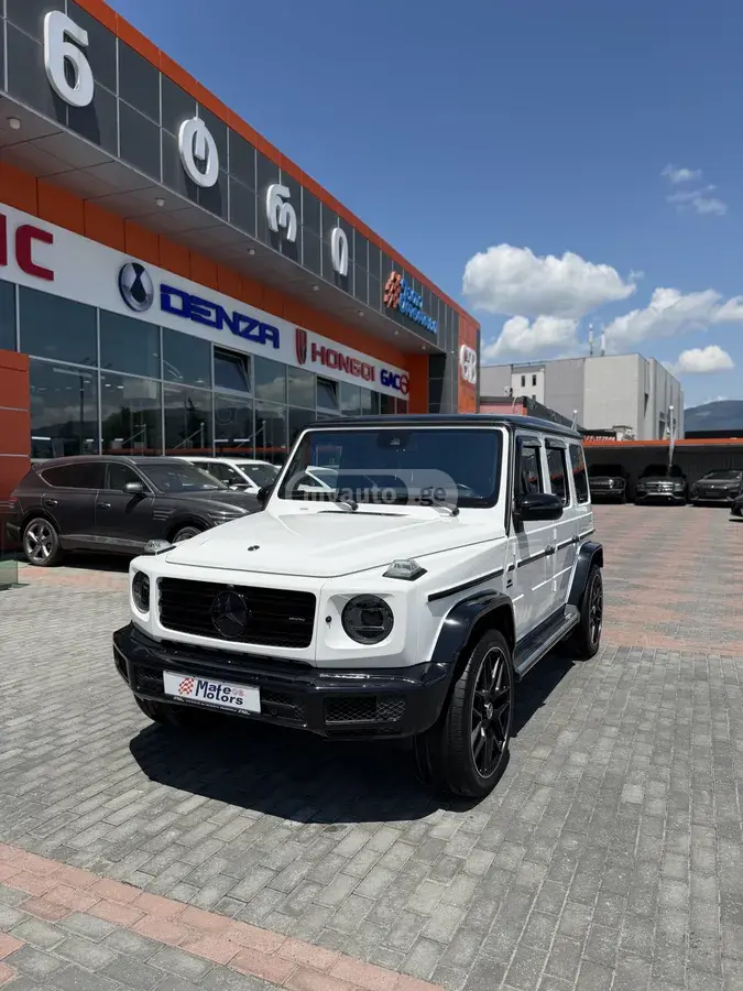Mercedes-Benz G 550