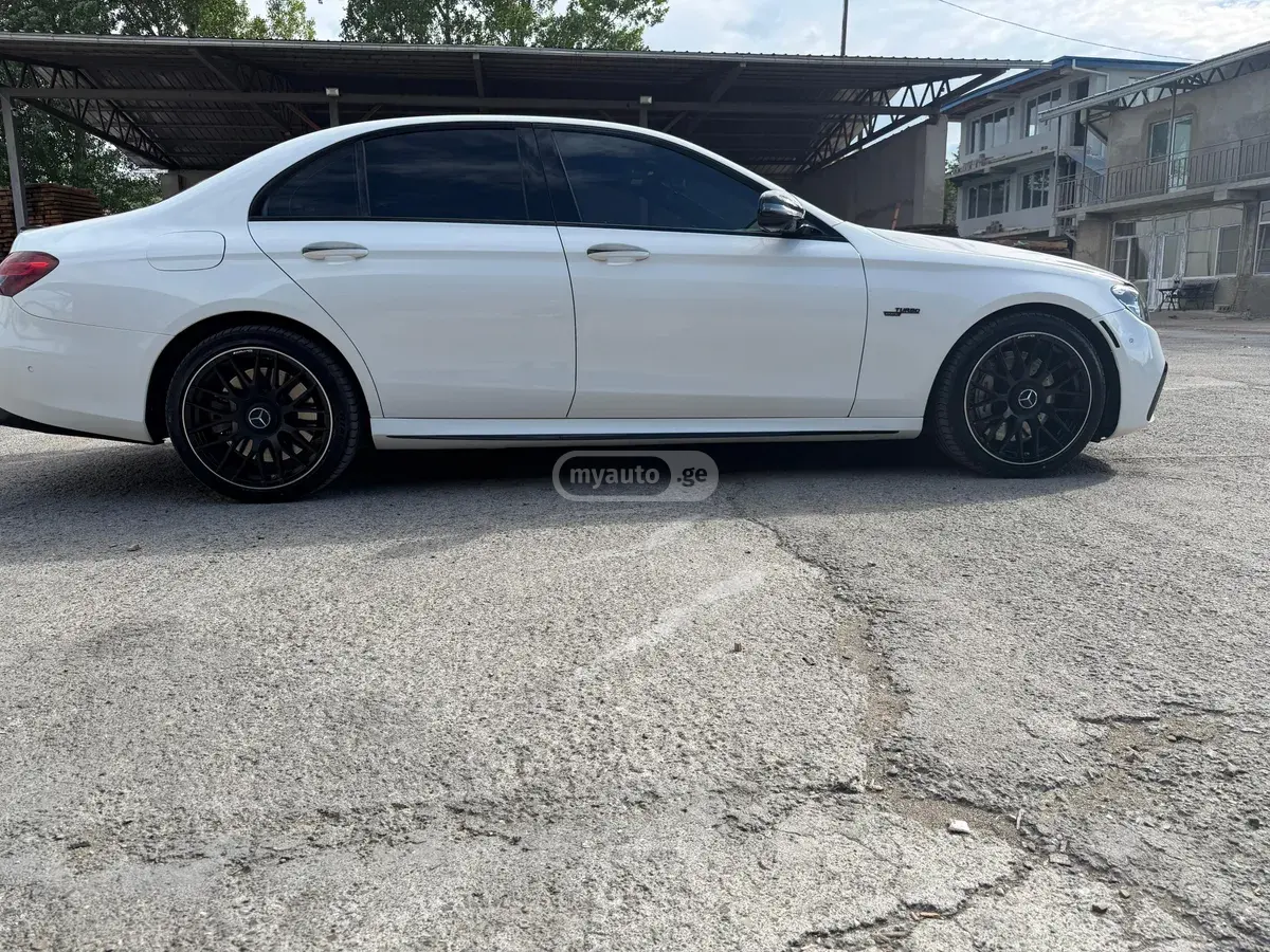 Mercedes-Benz E53 AMG 2020 — photo 2