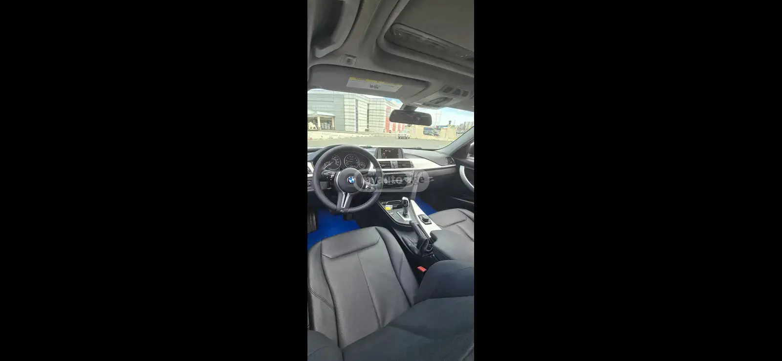 BMW 320 2017 — photo 2