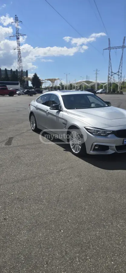 BMW 428