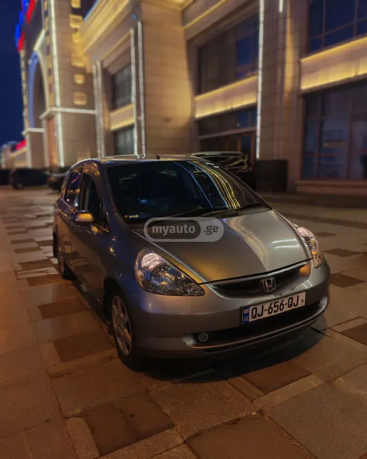 Honda Fit 2003 — photo 2