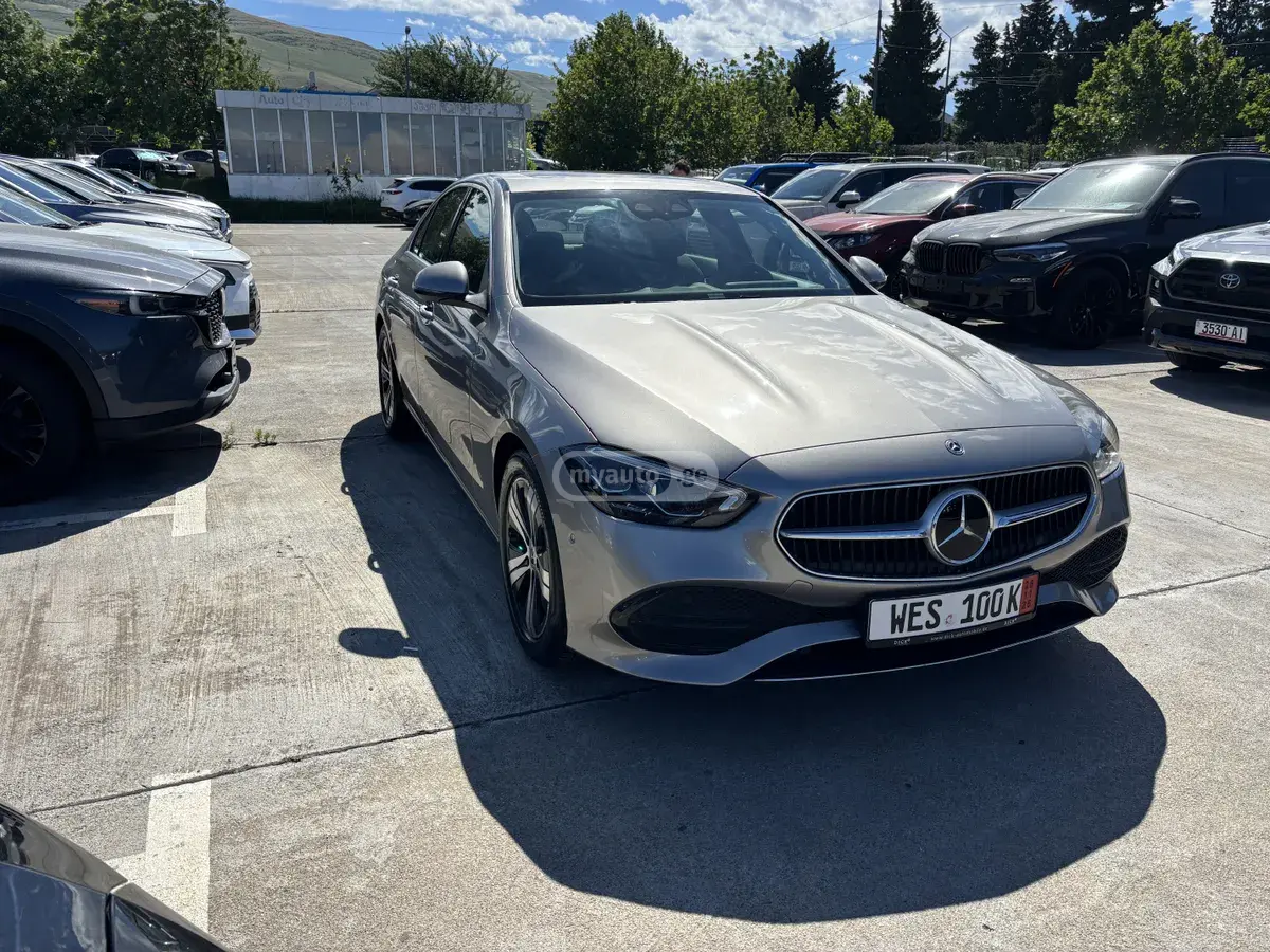 Mercedes-Benz C 200 2022 — photo 2