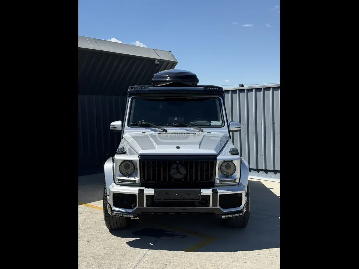 Mercedes-Benz G 500