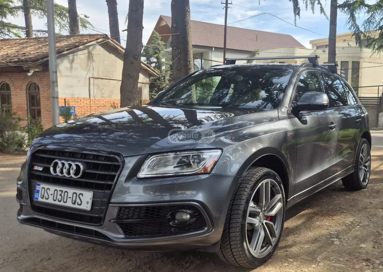 Audi SQ5 2015 — photo 2