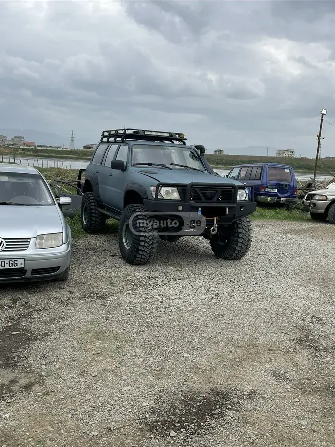 Nissan Patrol 2000 — photo 2
