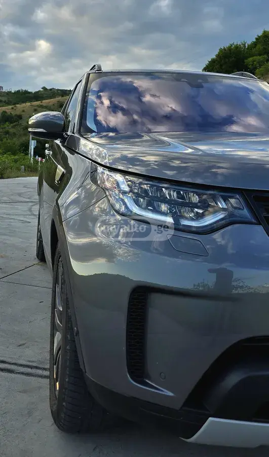 Land Rover Discovery 5 / LR5 2018 — photo 2