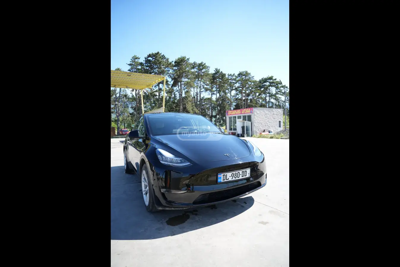 Tesla Model Y 2021 — photo 2