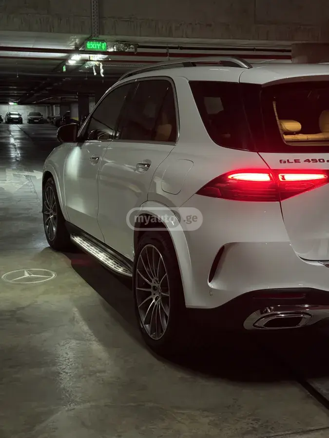 Mercedes-Benz GLE 450 AMG 2024 — photo 2