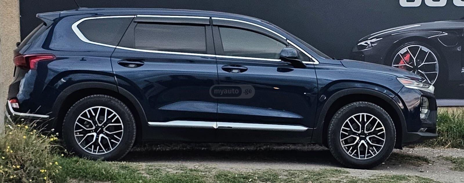 Hyundai Santa Fe 2019 — photo 2