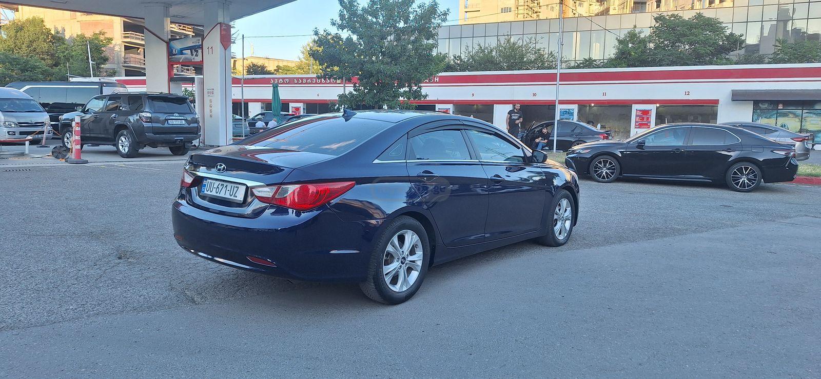 Hyundai Sonata 2013 — photo 2