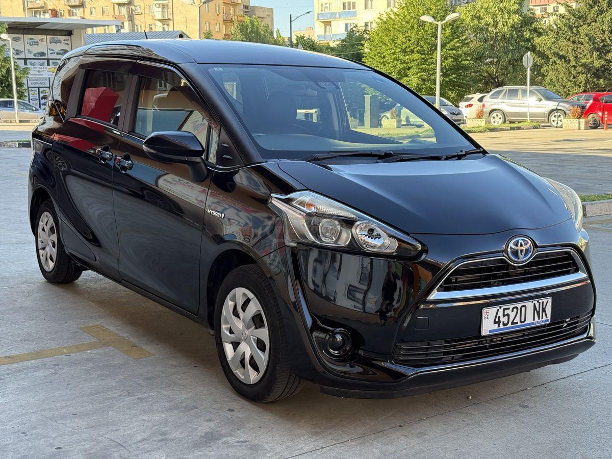 Toyota Sienta 2016 — photo 2