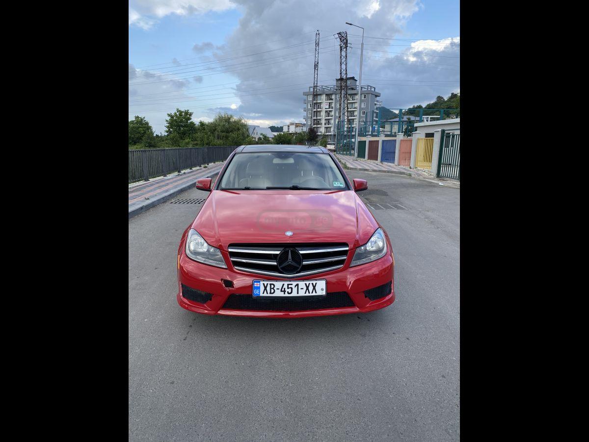 Mercedes-Benz C 300