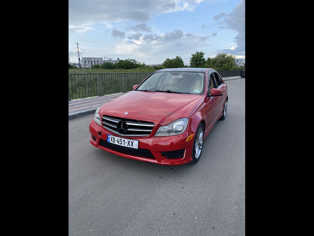 Mercedes-Benz C 300 2013 — photo 2