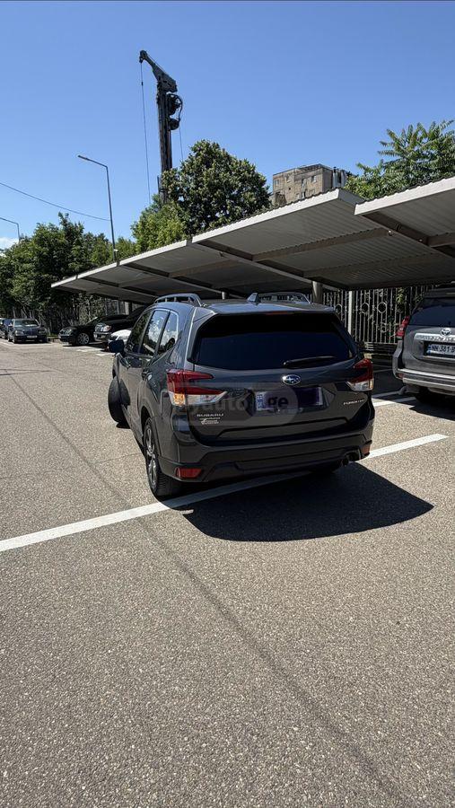 Subaru Forester 2022 — photo 2
