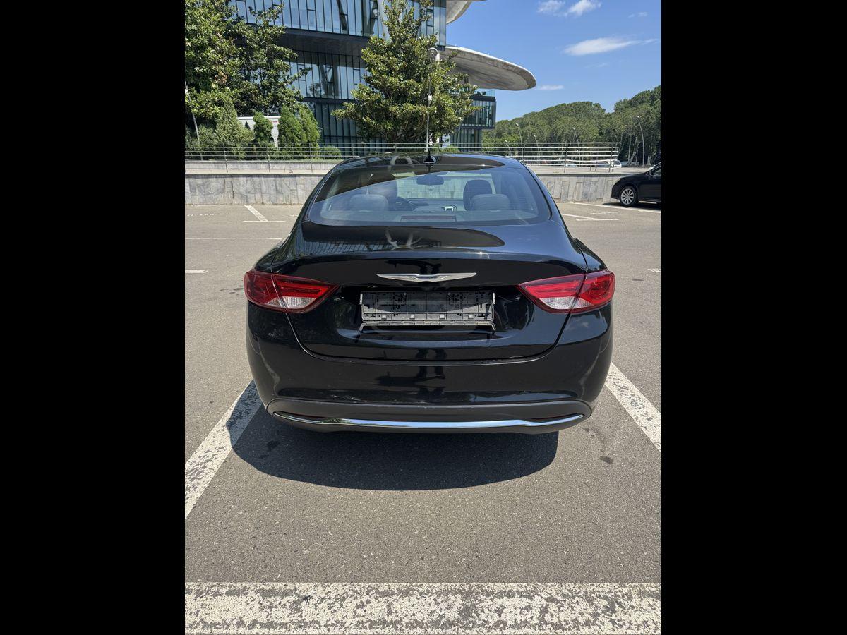 Chrysler 200 2015 — photo 2
