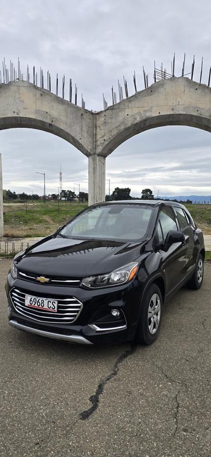 Chevrolet Trax 2018 — photo 2