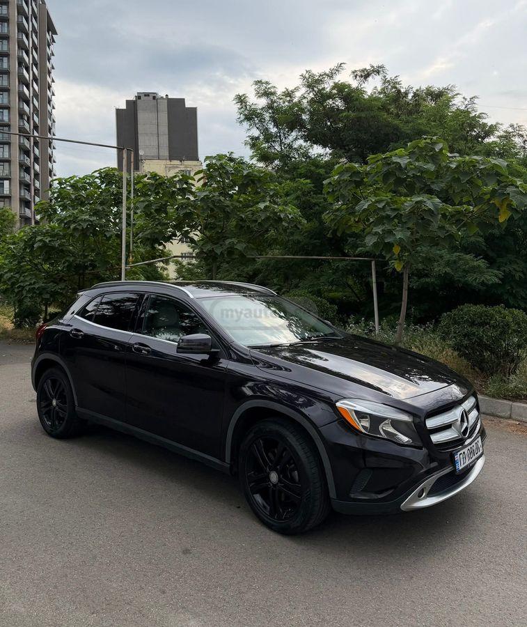 Mercedes-Benz GLA 250