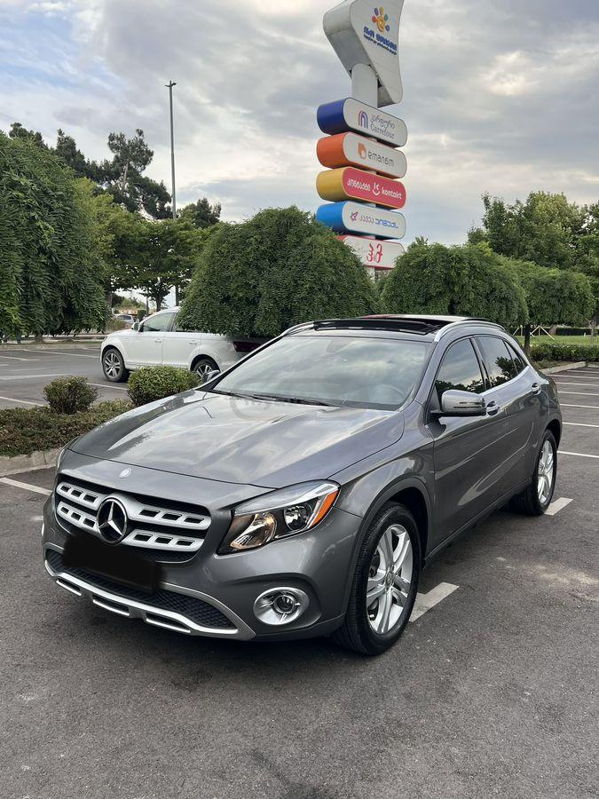 Mercedes-Benz GLA 250