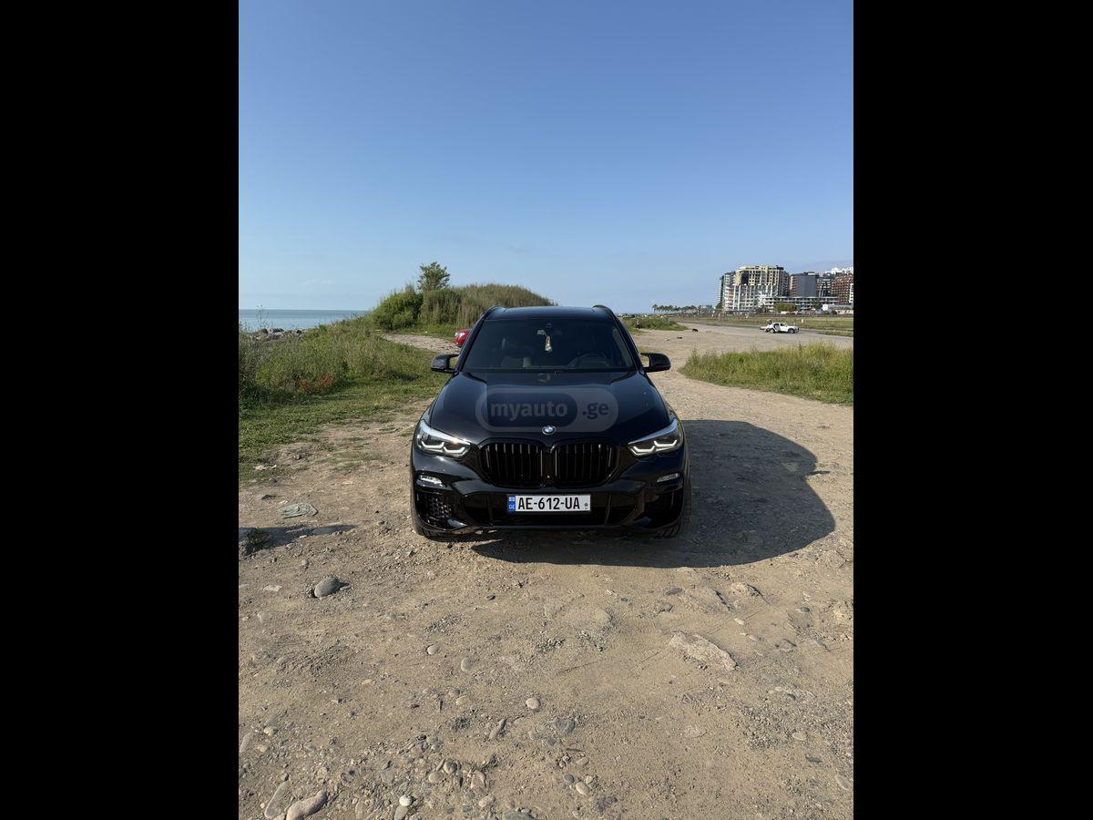 BMW X5 2019 — photo 2
